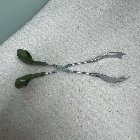 Mirro Other - Vintage Mirro EarthGrown Avocado Green Handle Vertical Canning Tongs